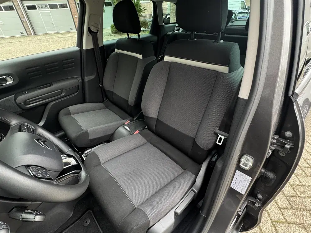 Citroën C3 Aircross Citroen C3 Aircross 1.2 PureTech Shine uit 2021, foto 12
