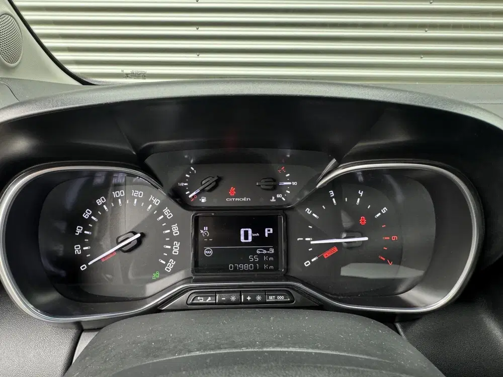 Citroën C3 Aircross Citroen C3 Aircross 1.2 PureTech Shine uit 2021, foto 15