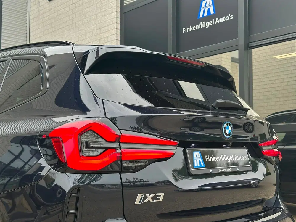 BMW iX3 M-Sport uit 2022, foto 7