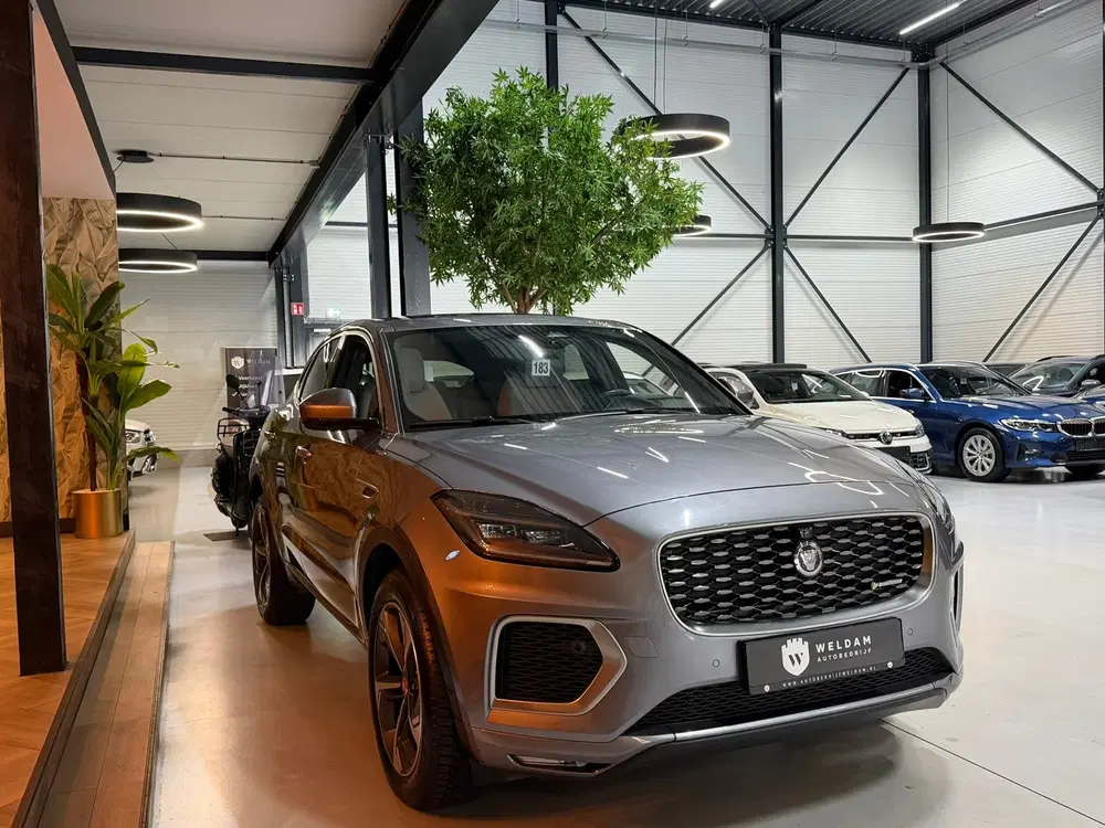 Jaguar E-Pace 1.5 P300e AWD R-Dynamic SE AWD 309PK 93%SO uit 2021, foto 11