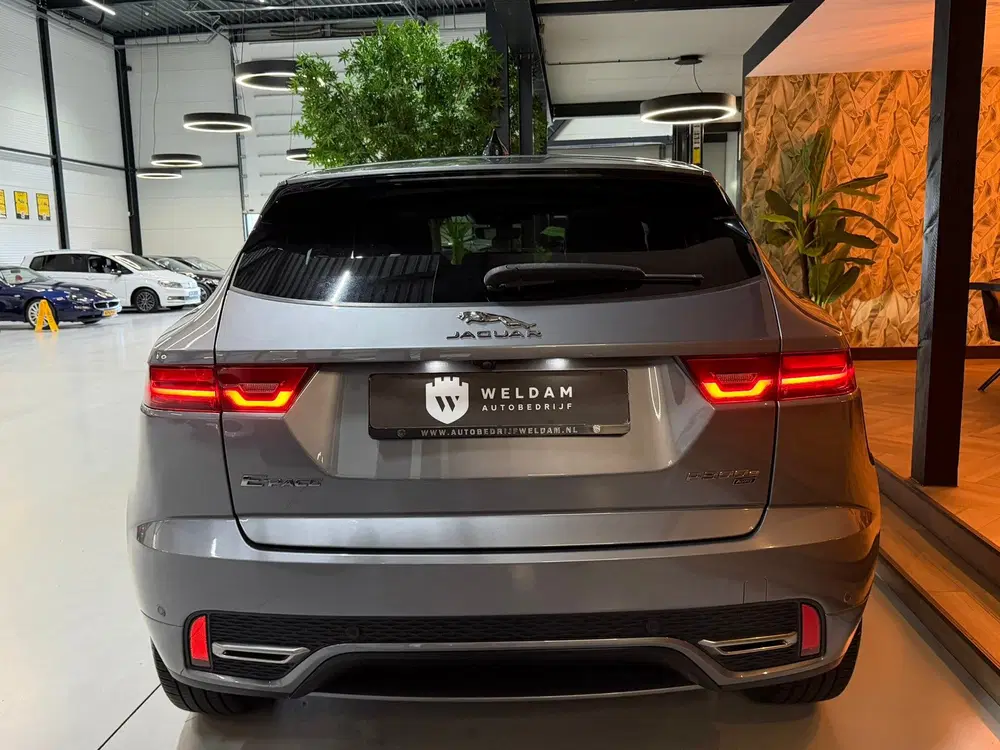 Jaguar E-Pace 1.5 P300e AWD R-Dynamic SE AWD 309PK 93%SO uit 2021, foto 14