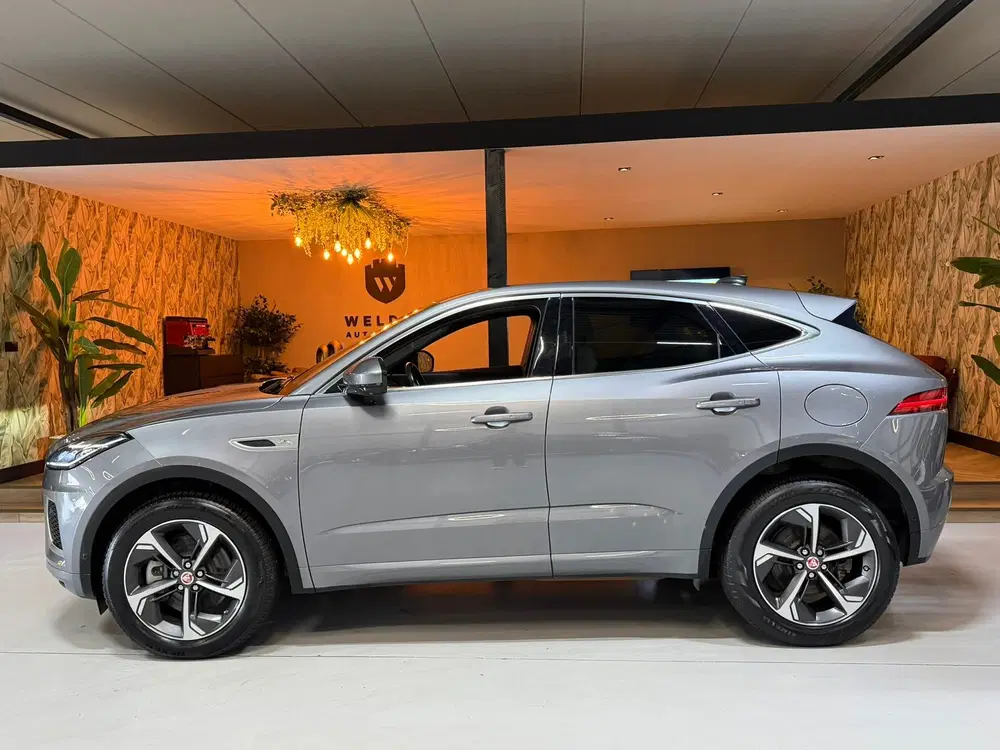 Jaguar E-Pace 1.5 P300e AWD R-Dynamic SE AWD 309PK 93%SO uit 2021, foto 6