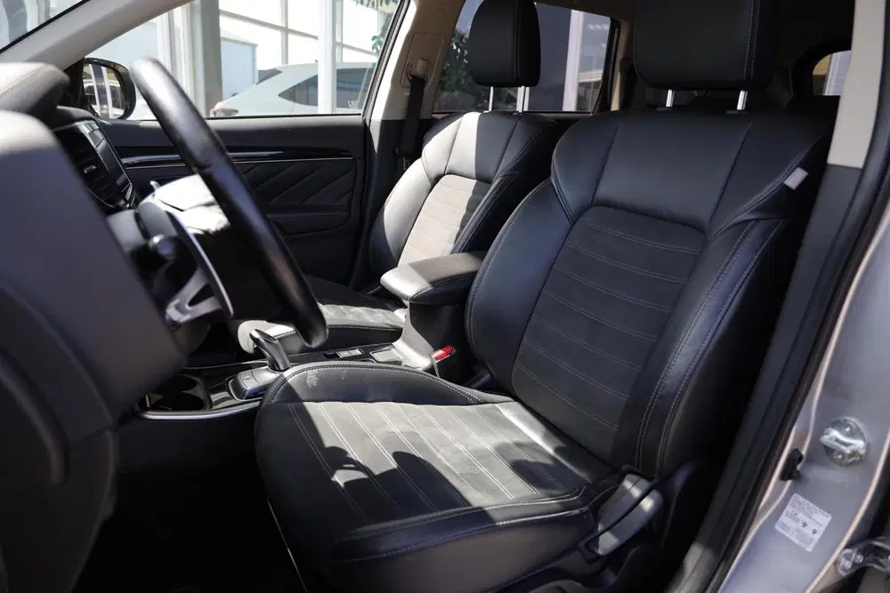 Mitsubishi Outlander 2.4 PHEV Pure+ uit 2019, foto 6