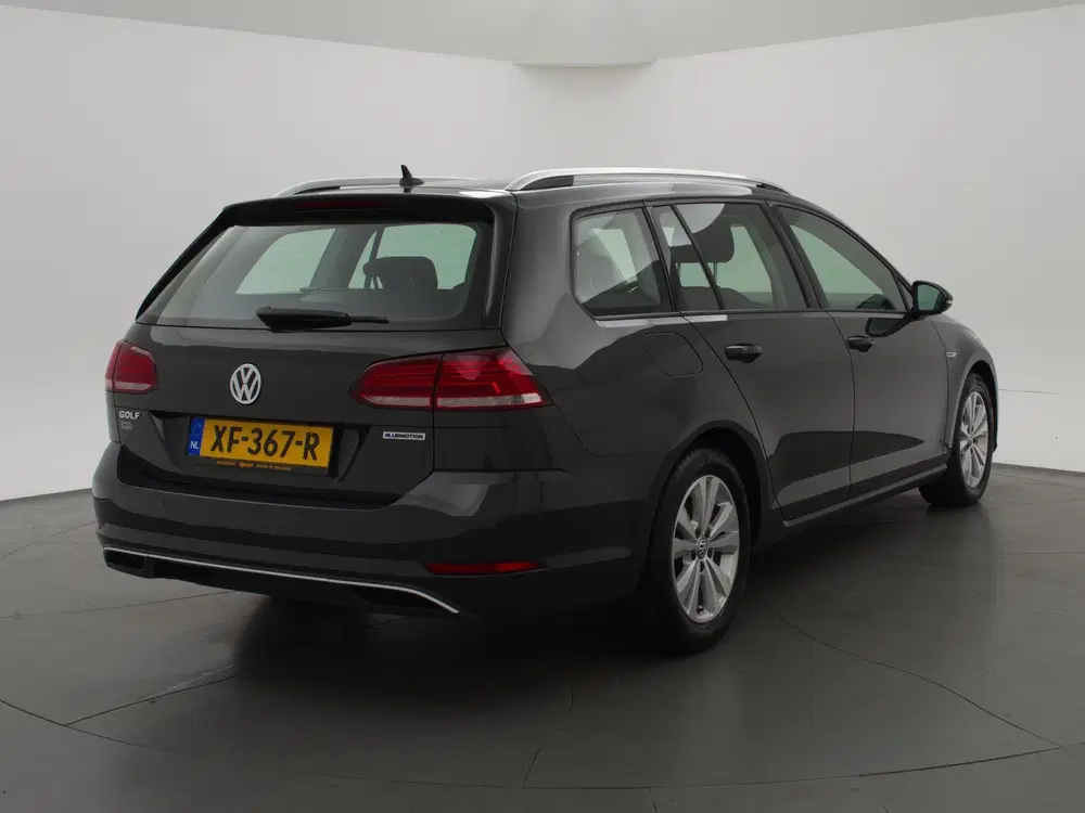 Volkswagen Golf 1.5 TSI 130 PK DSG AUT. + MASSAGE uit 2019, foto 2