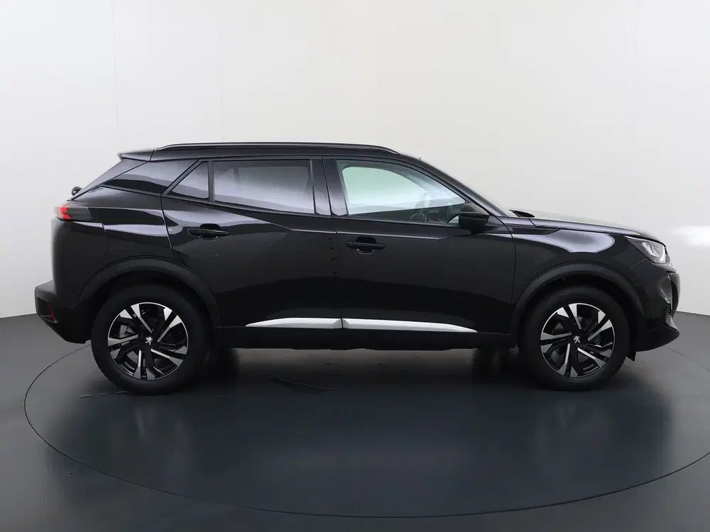 Peugeot 2008 1.2 PureTech Allure Pack Automaat uit 2021, foto 3
