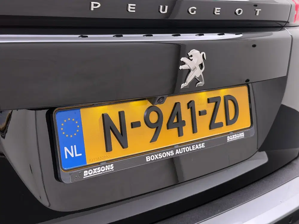Peugeot 2008 1.2 PureTech Allure Pack Automaat uit 2021, foto 8