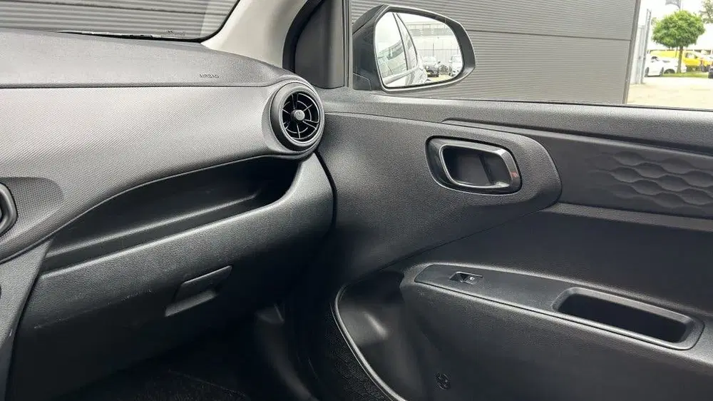 Hyundai i10 1.0 uit 2021, foto 12