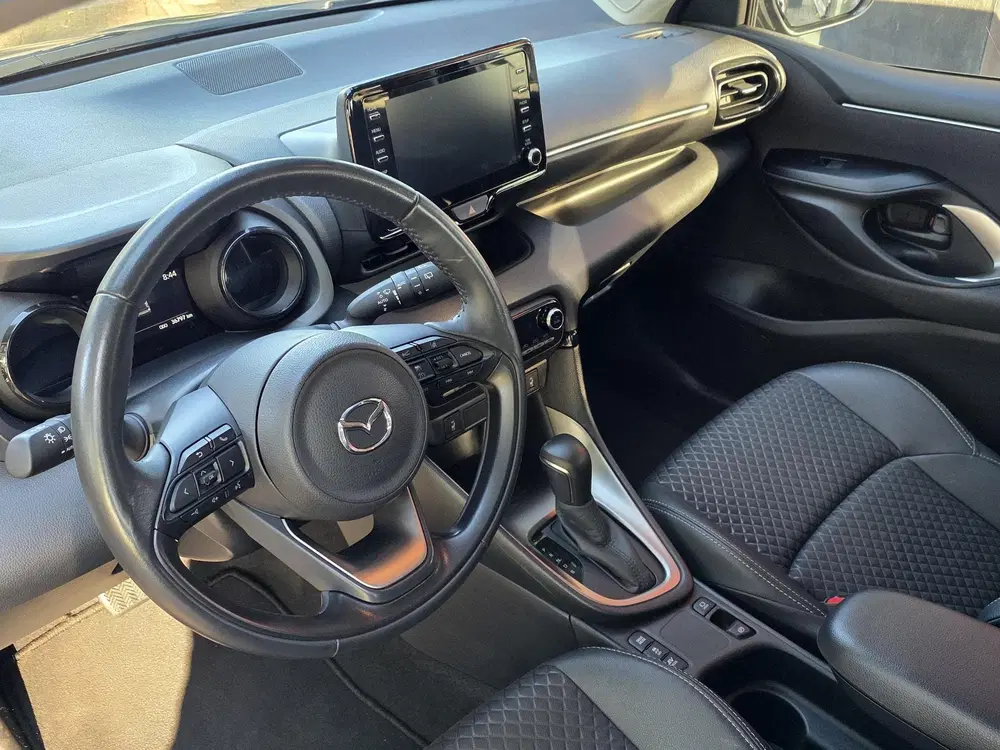 Mazda 2 Hybrid uit 2024, foto 12