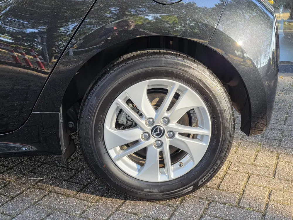 Mazda 2 Hybrid uit 2024, foto 9