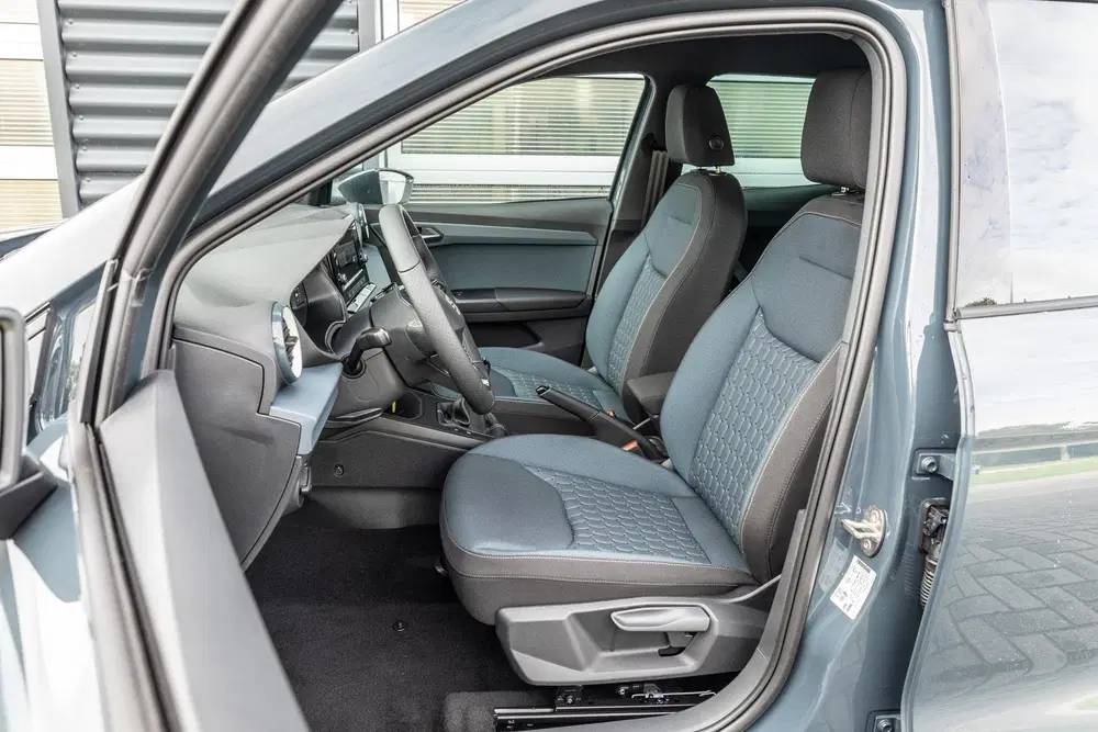 SEAT Arona 1.0 EcoTSI 95pk Style Business Connect uit 2026, foto 4