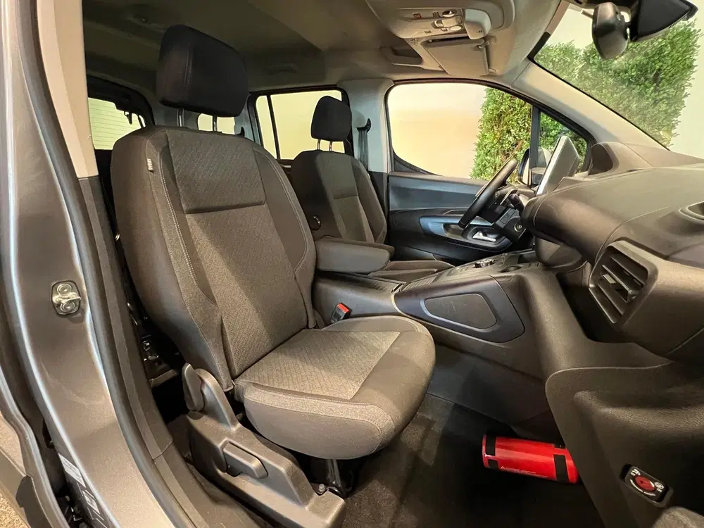 Peugeot Rifter L1 Rolstoelauto Automaat 3+1 of 5+0 uit 2021, foto 13