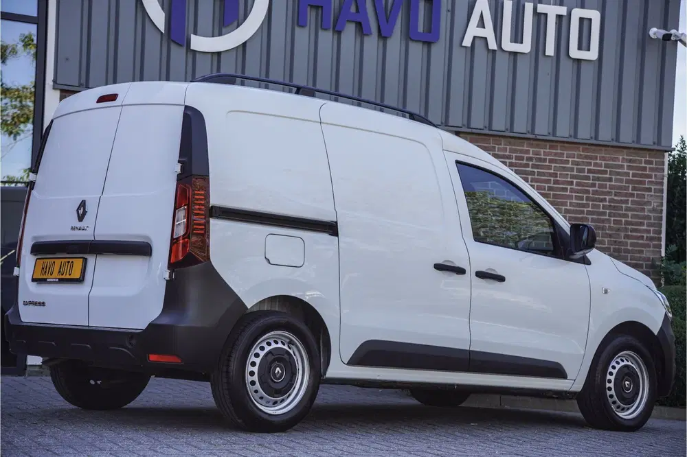 Renault Express 1.3 TCe uit 2021, foto 4