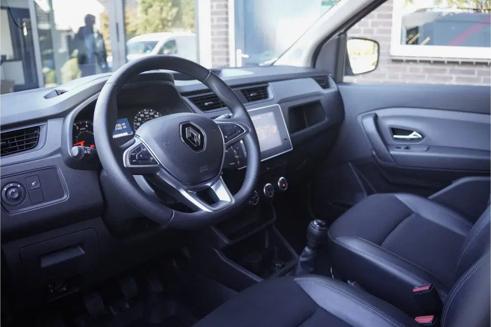 Renault Express 1.3 TCe uit 2021, foto 5