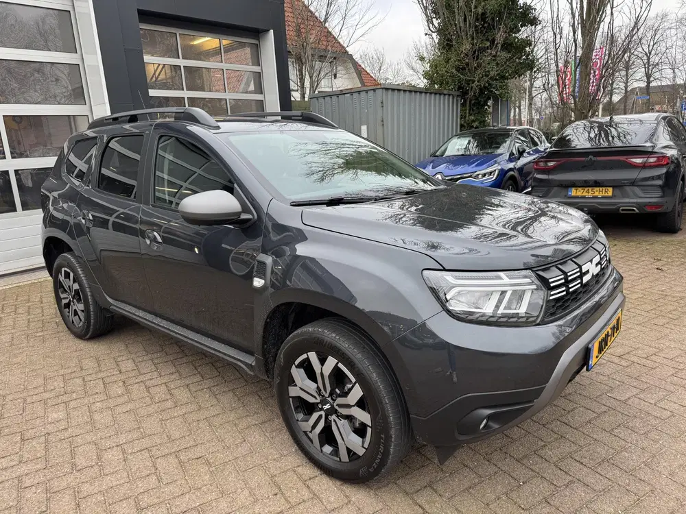 Dacia Duster 1.3 TCe 150 Journey+Pack Easy+360 Camera uit 2024, foto 3