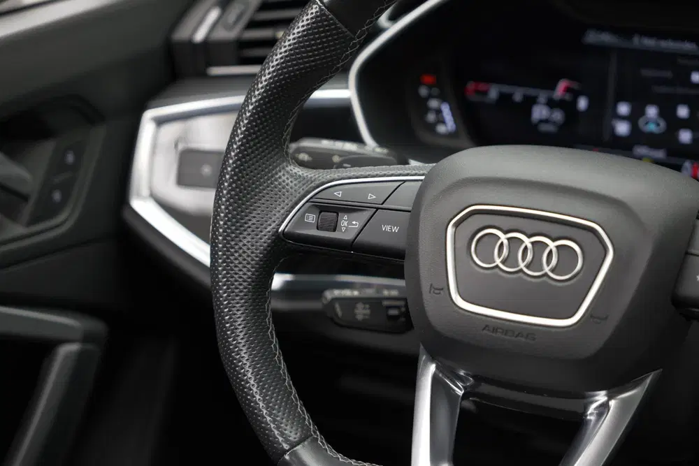 Audi Q3 35 TFSI S Edition uit 2023, foto 11