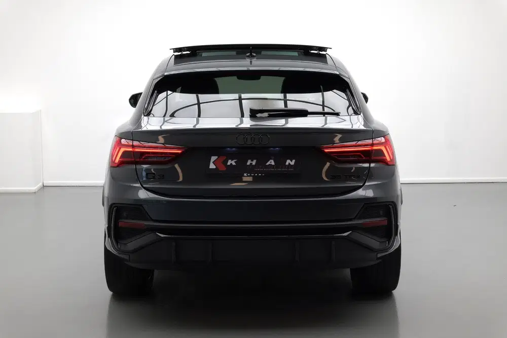 Audi Q3 35 TFSI S Edition uit 2023, foto 4