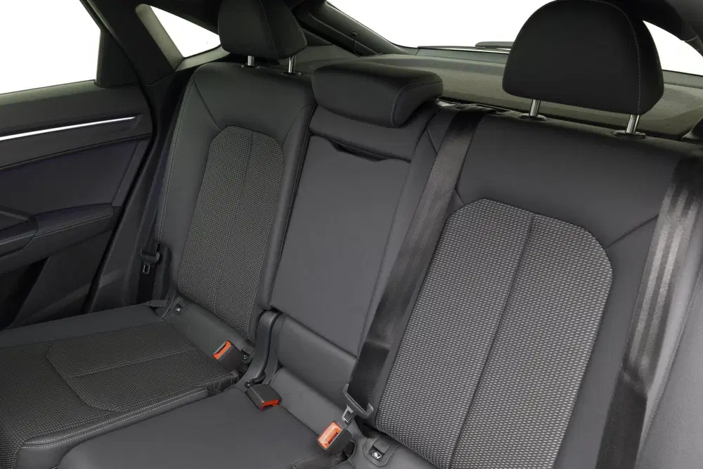 Audi Q3 35 TFSI S Edition uit 2023, foto 8