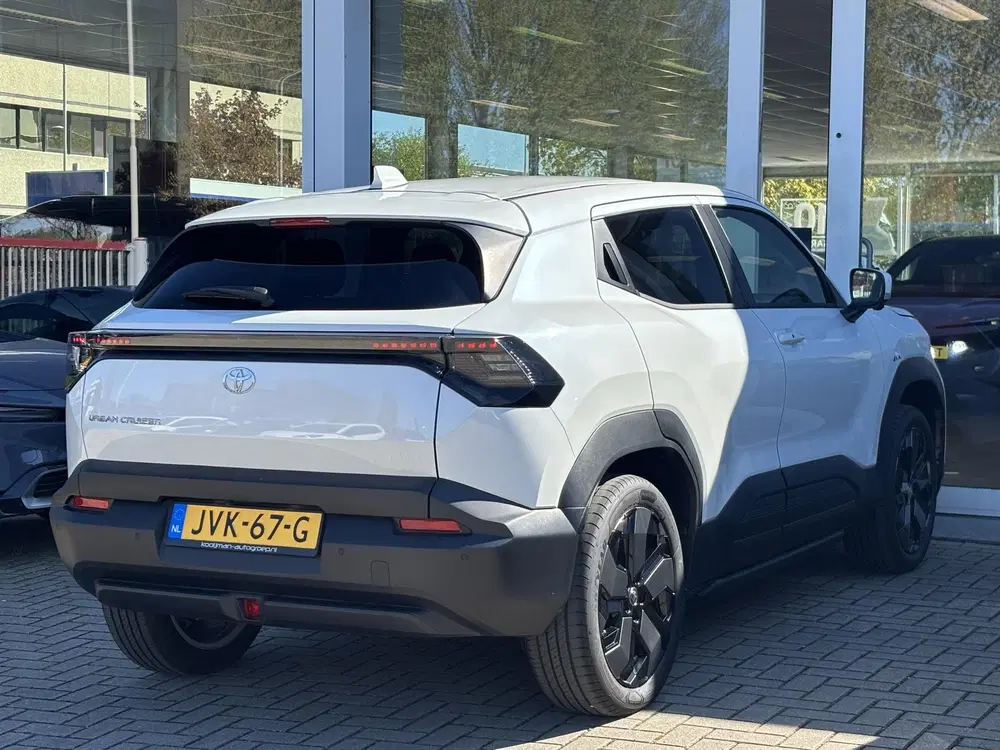 Toyota Urban Cruiser Executive 61 kWh uit 2026, foto 13