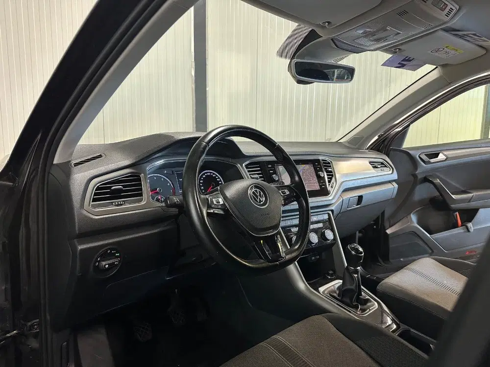 Volkswagen T-Roc 1.5 TSI uit 2021, foto 11