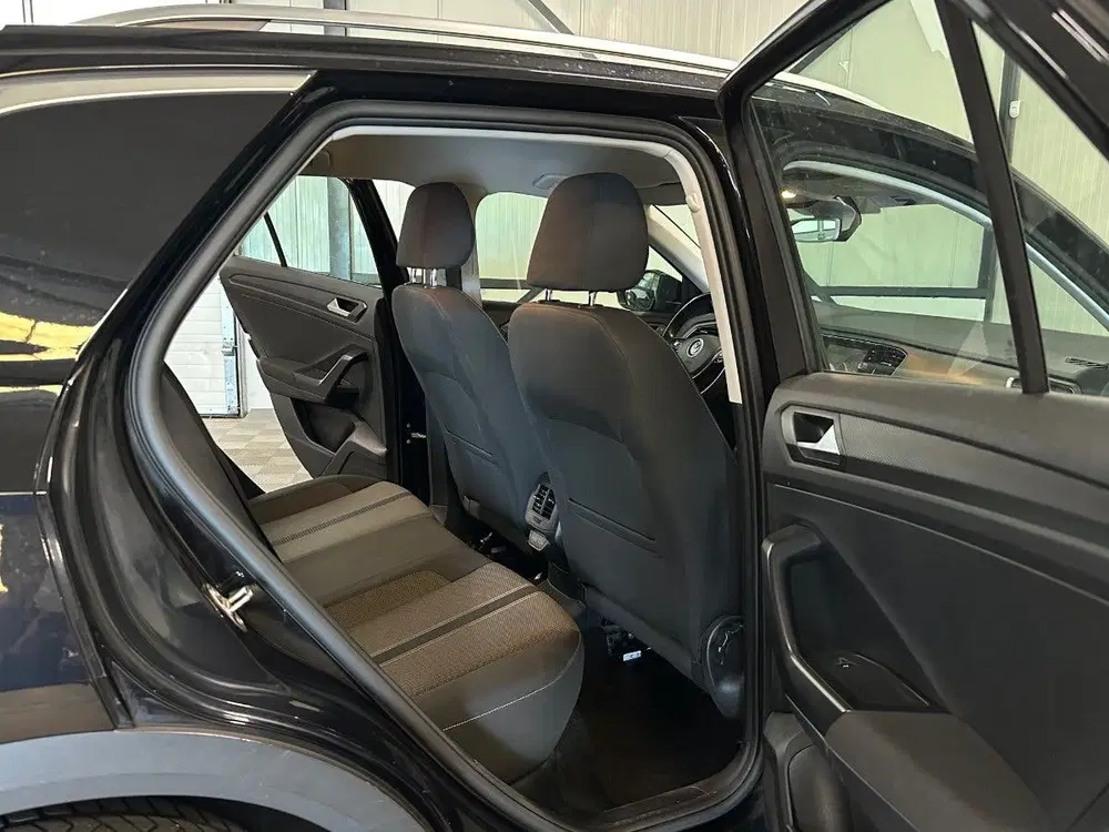 Volkswagen T-Roc 1.5 TSI uit 2021, foto 5