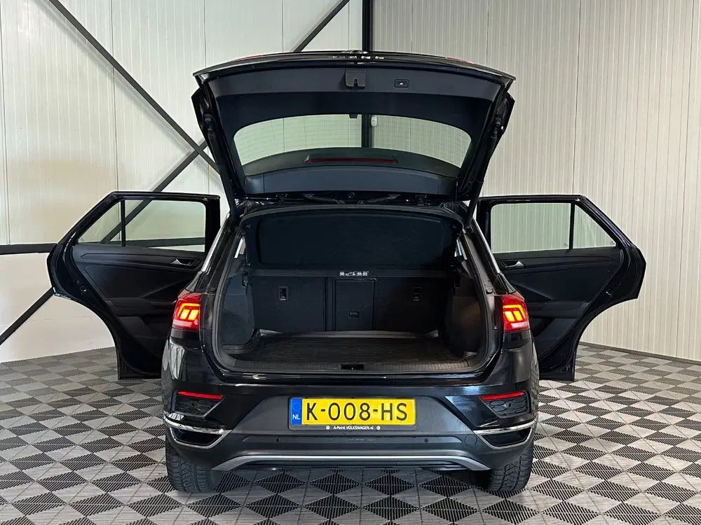 Volkswagen T-Roc 1.5 TSI uit 2021, foto 6