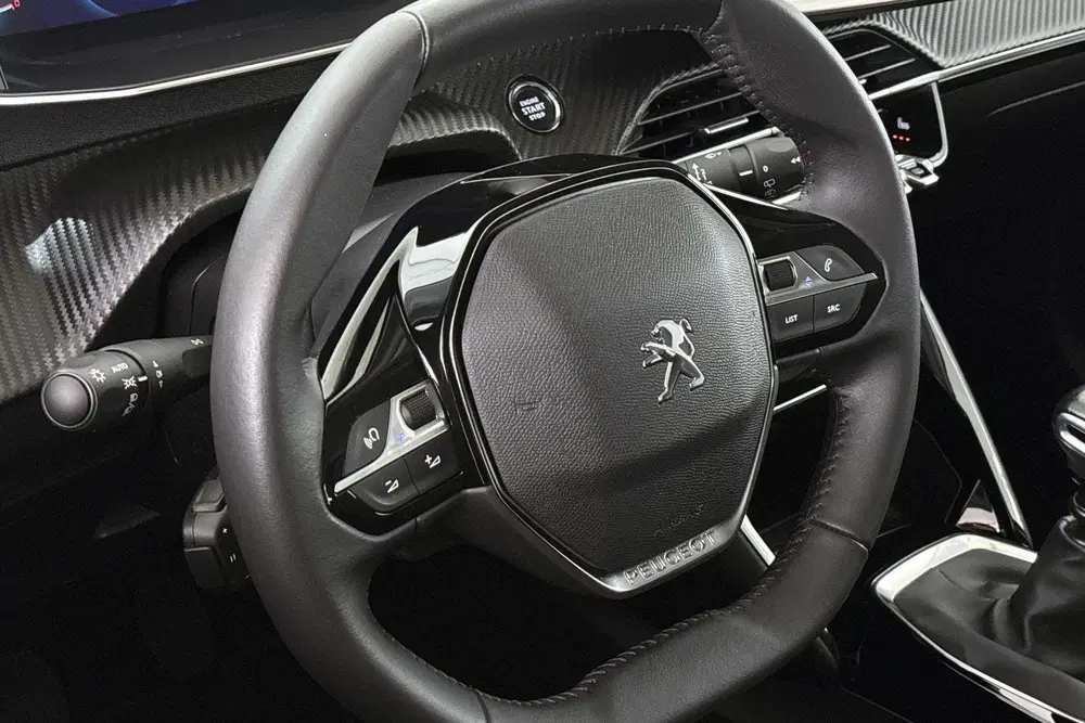 Peugeot 208 1.2 PureTech Allure Pack Stoelverwarming K uit 2023, foto 11