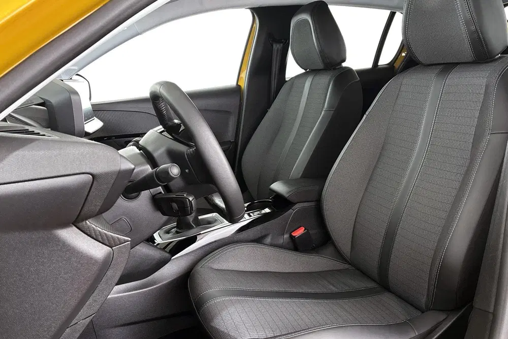 Peugeot 208 1.2 PureTech Allure Pack Stoelverwarming K uit 2023, foto 6