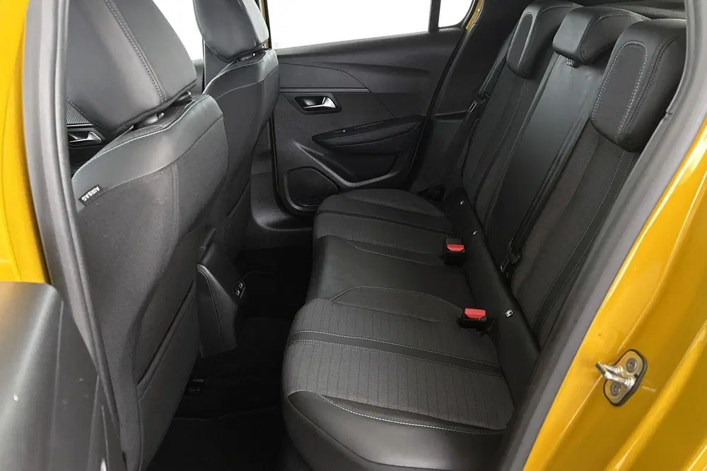 Peugeot 208 1.2 PureTech Allure Pack Stoelverwarming K uit 2023, foto 8