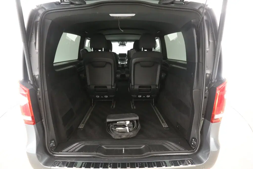 Mercedes-Benz EQV XL Extra Lang 90 kWh uit 2021, foto 9
