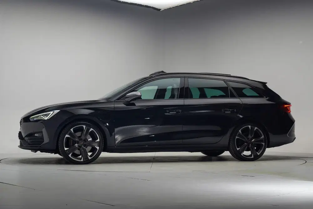 Cupra Leon 1.4 e-Hybrid VZ Performance [ Panora uit 2022, foto 2