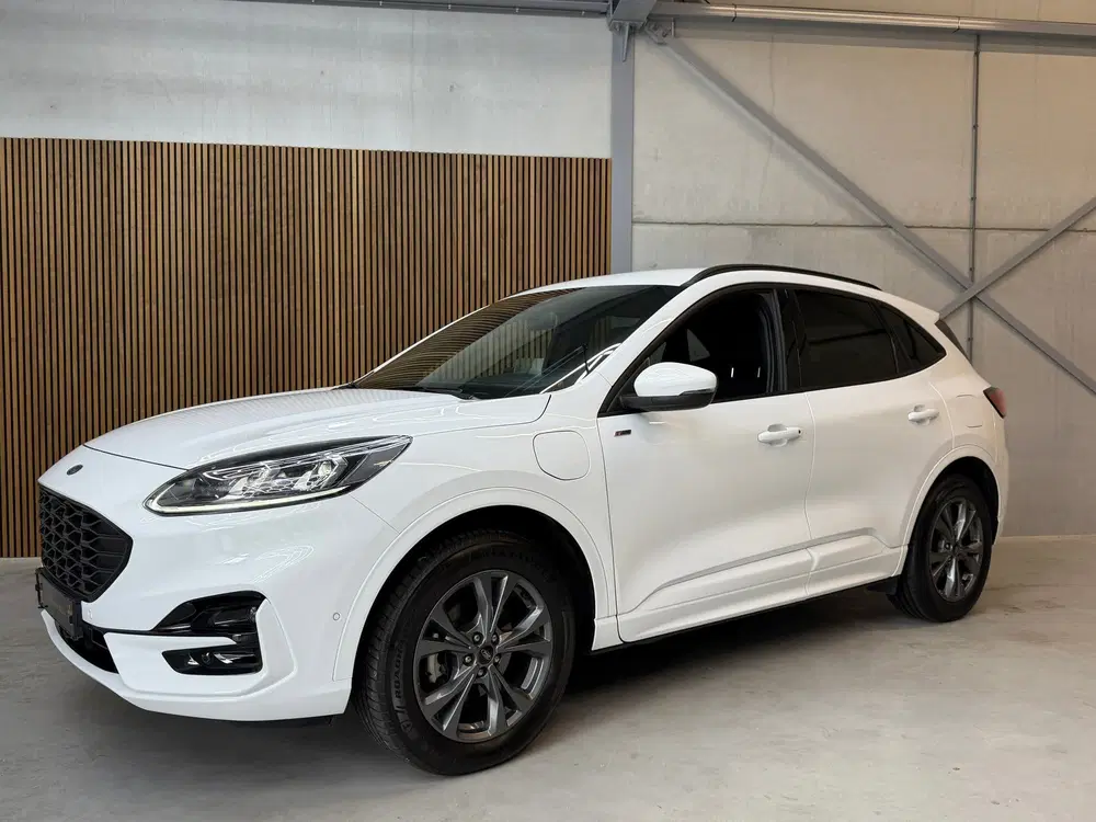 Ford Kuga 2.5 PHEV ST-Line X uit 2023, foto 2