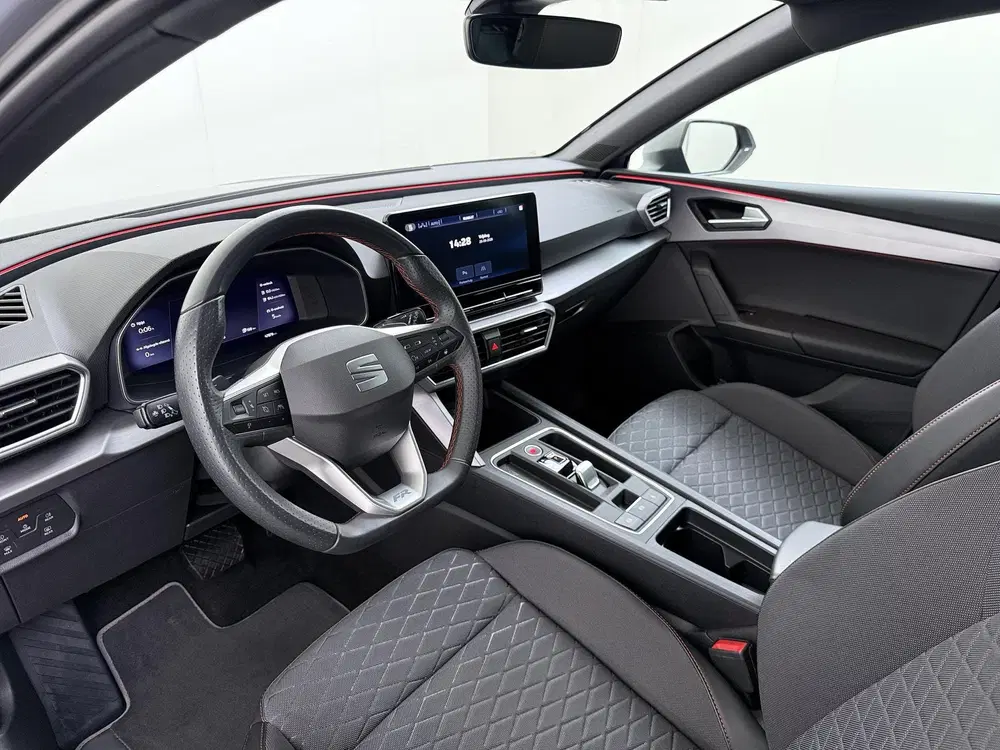 SEAT Leon 1.4 TSI eHybrid PHEV FR Business Intense N uit 2024, foto 13