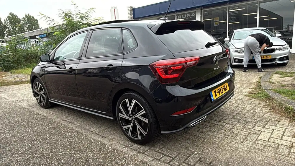 Volkswagen Polo 1.0 TSI Blackline R-line Pano IQ Light Bla uit 2021, foto 3