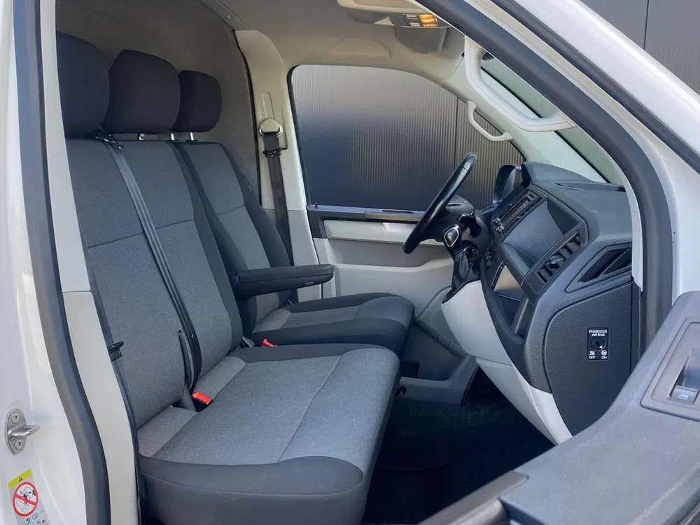 Volkswagen Transporter 2.0 TDI 150pk DSG L2H1 uit 2019, foto 7