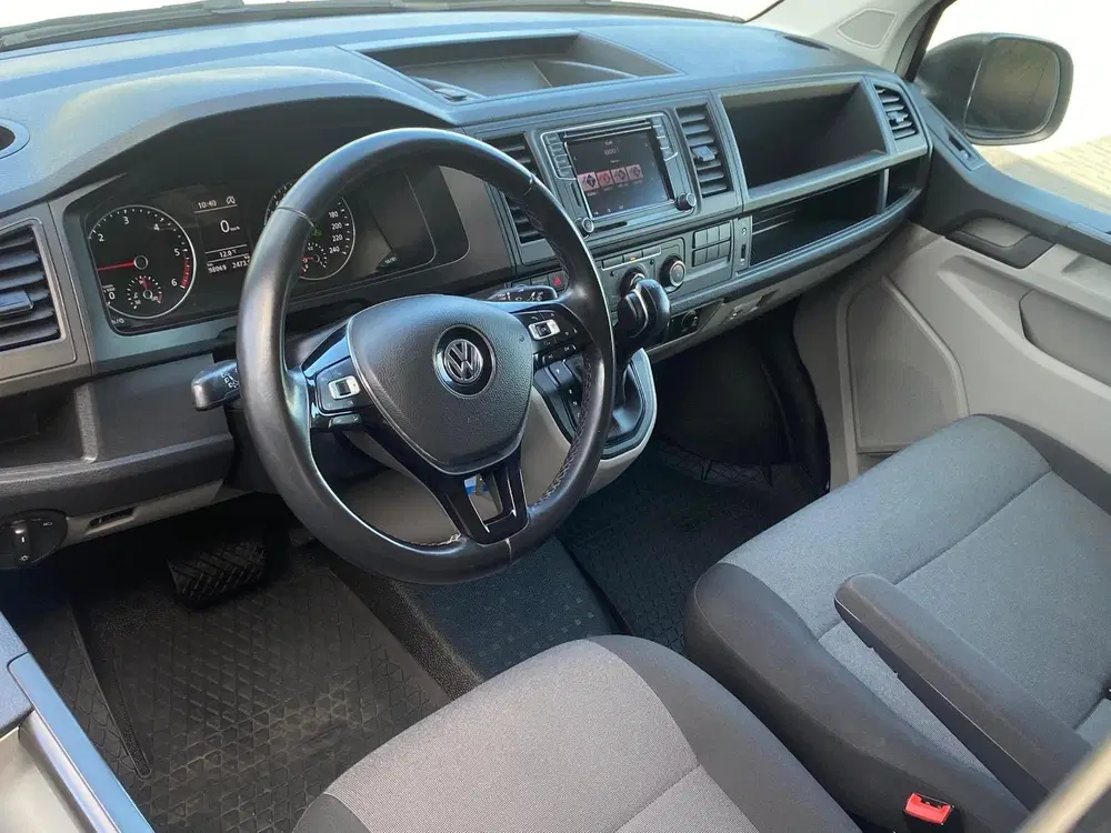 Volkswagen Transporter 2.0 TDI 150pk DSG L2H1 uit 2019, foto 9