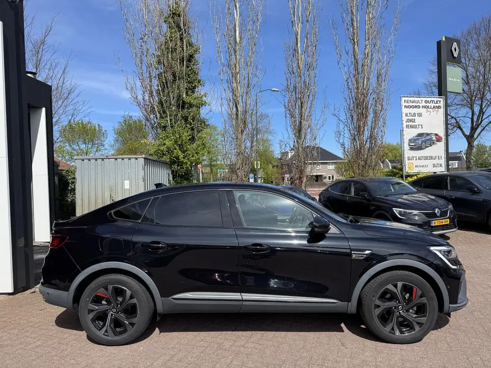 Renault Arkana 1.6 E-Tech full hybrid 145 RS-Line uit 2022, foto 4