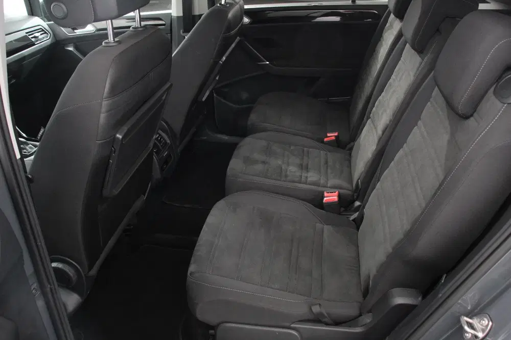 Volkswagen Touran 1.5 TSI DSG Highline 7p Navigatie Apple Ca uit 2021, foto 10