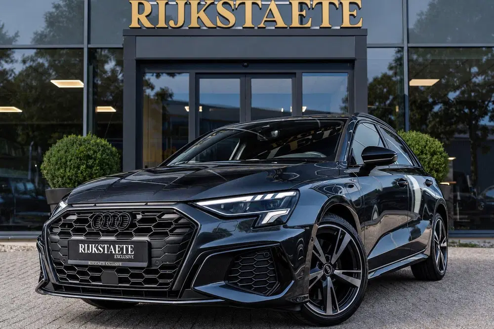Audi A3 45 TFSI e S-Line Competition uit 2023
