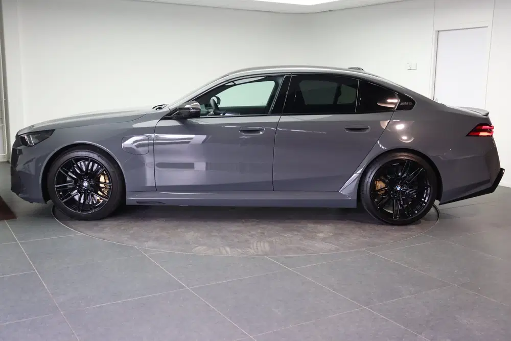 BMW M5 Automaat uit 2026, foto 4