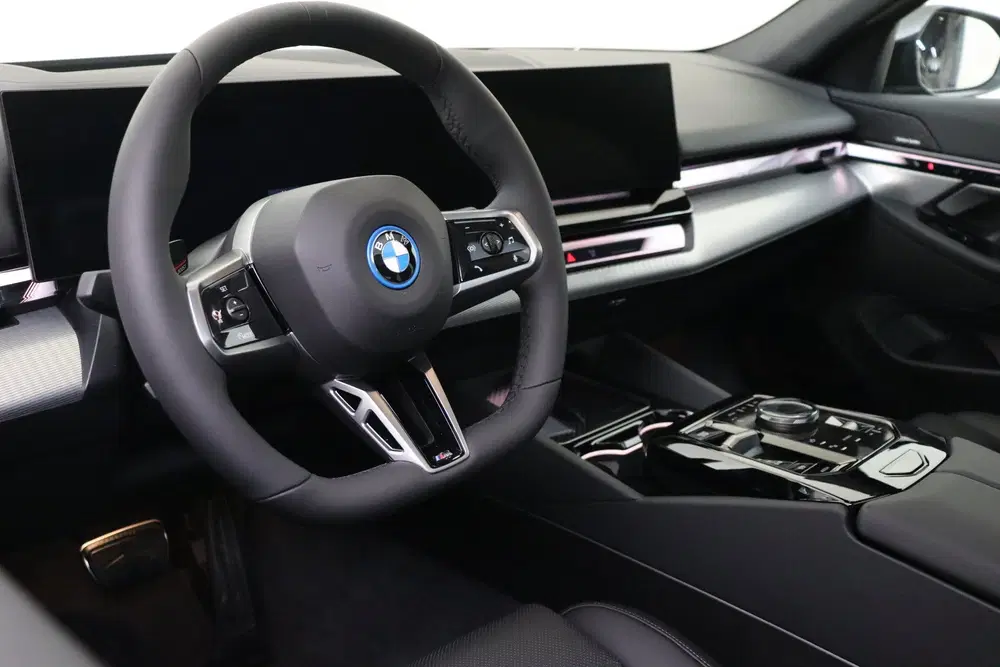 BMW i5 eDrive40 M Sport uit 2026, foto 3