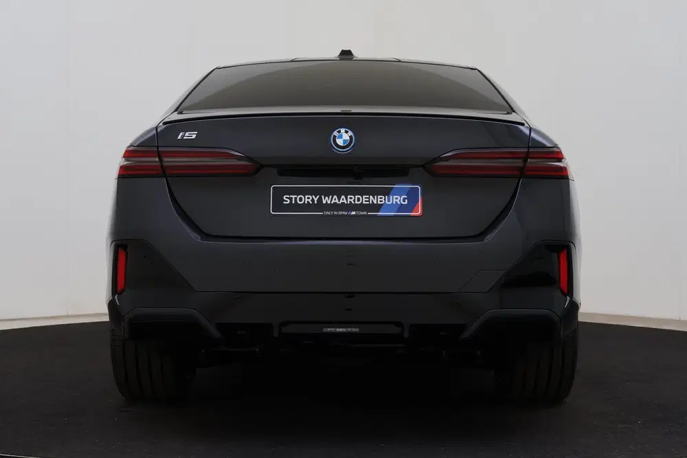 BMW i5 eDrive40 M Sport uit 2026, foto 5