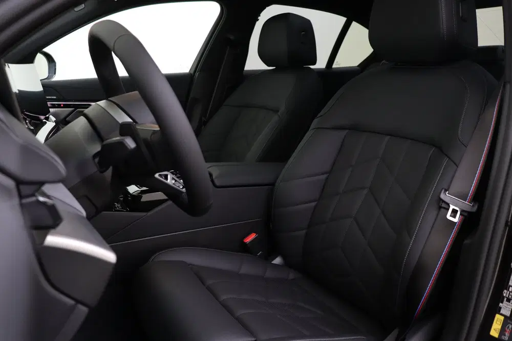 BMW i5 eDrive40 M Sport uit 2026, foto 8