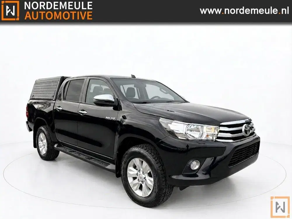 Toyota Hilux 2.4 D-4D COMFORT uit 2020