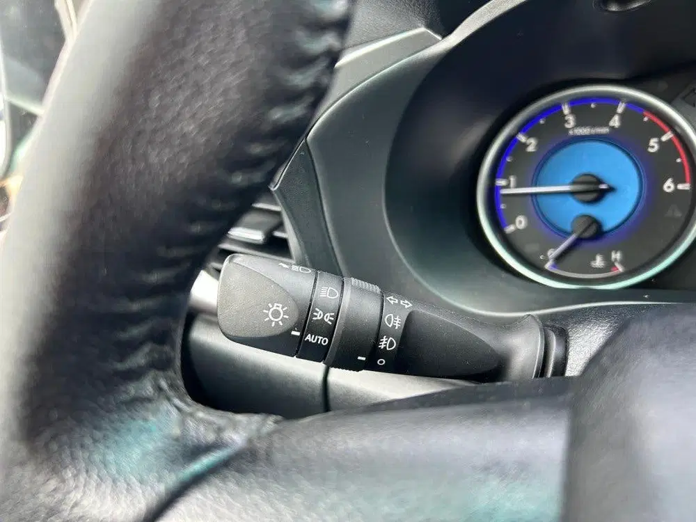 Toyota Hilux 2.4 D-4D COMFORT uit 2020, foto 13