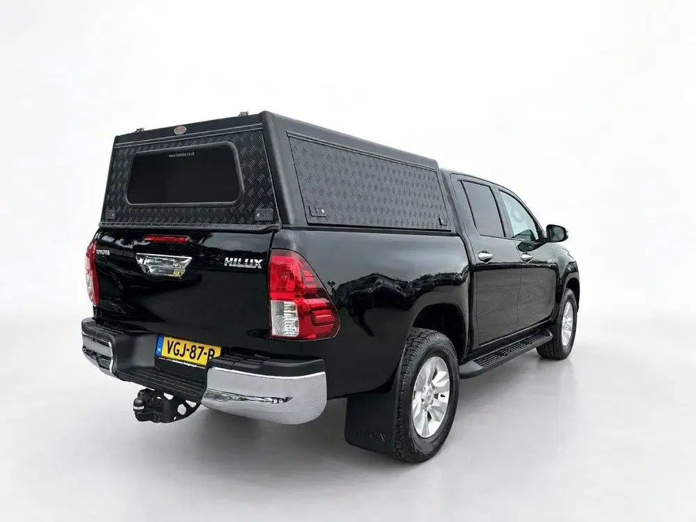 Toyota Hilux 2.4 D-4D COMFORT uit 2020, foto 6