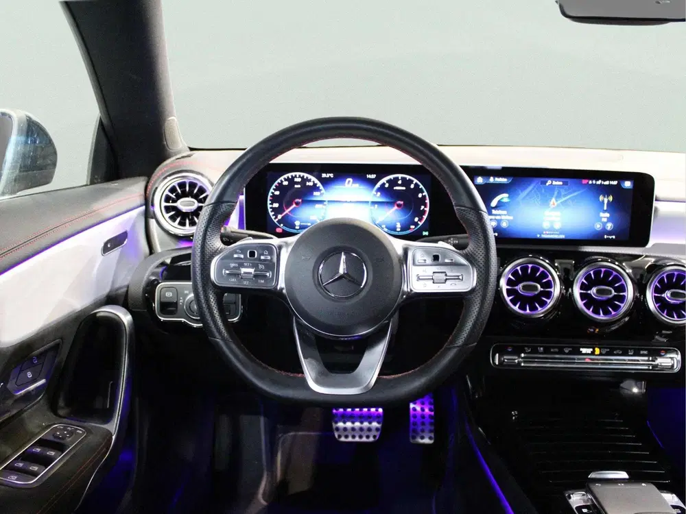 Mercedes-Benz CLA CLA Coupé 200 Business Solution AMG uit 2019, foto 14