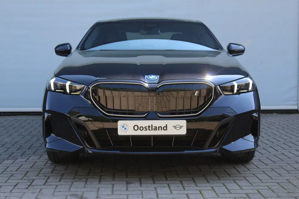 BMW i5 eDrive40 M Sport uit 2026, foto 4