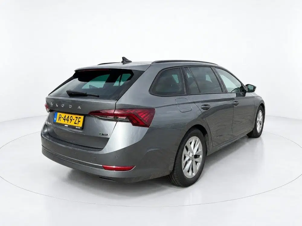 Skoda Octavia 1.0 E-TSI SPORT BNS uit 2023, foto 6