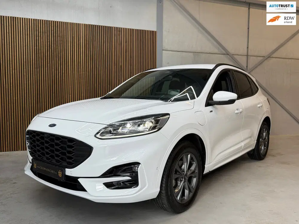 Ford Kuga 2.5 PHEV ST-Line X uit 2023
