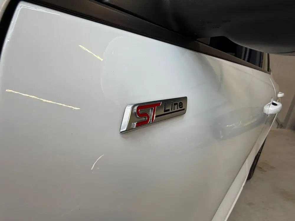 Ford Kuga 2.5 PHEV ST-Line X uit 2023, foto 10